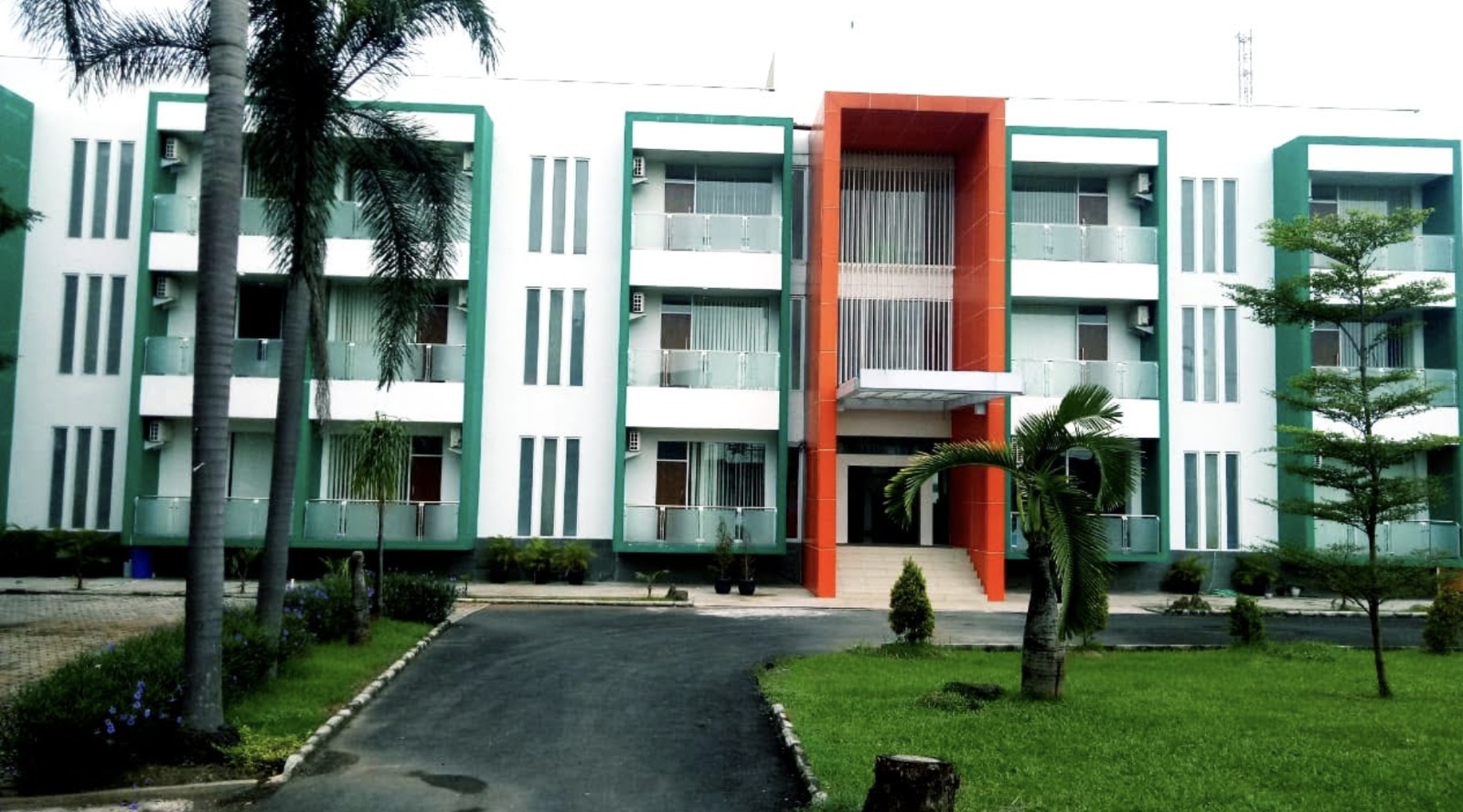 Gedung Asrama Ojoradiat, M.Sc